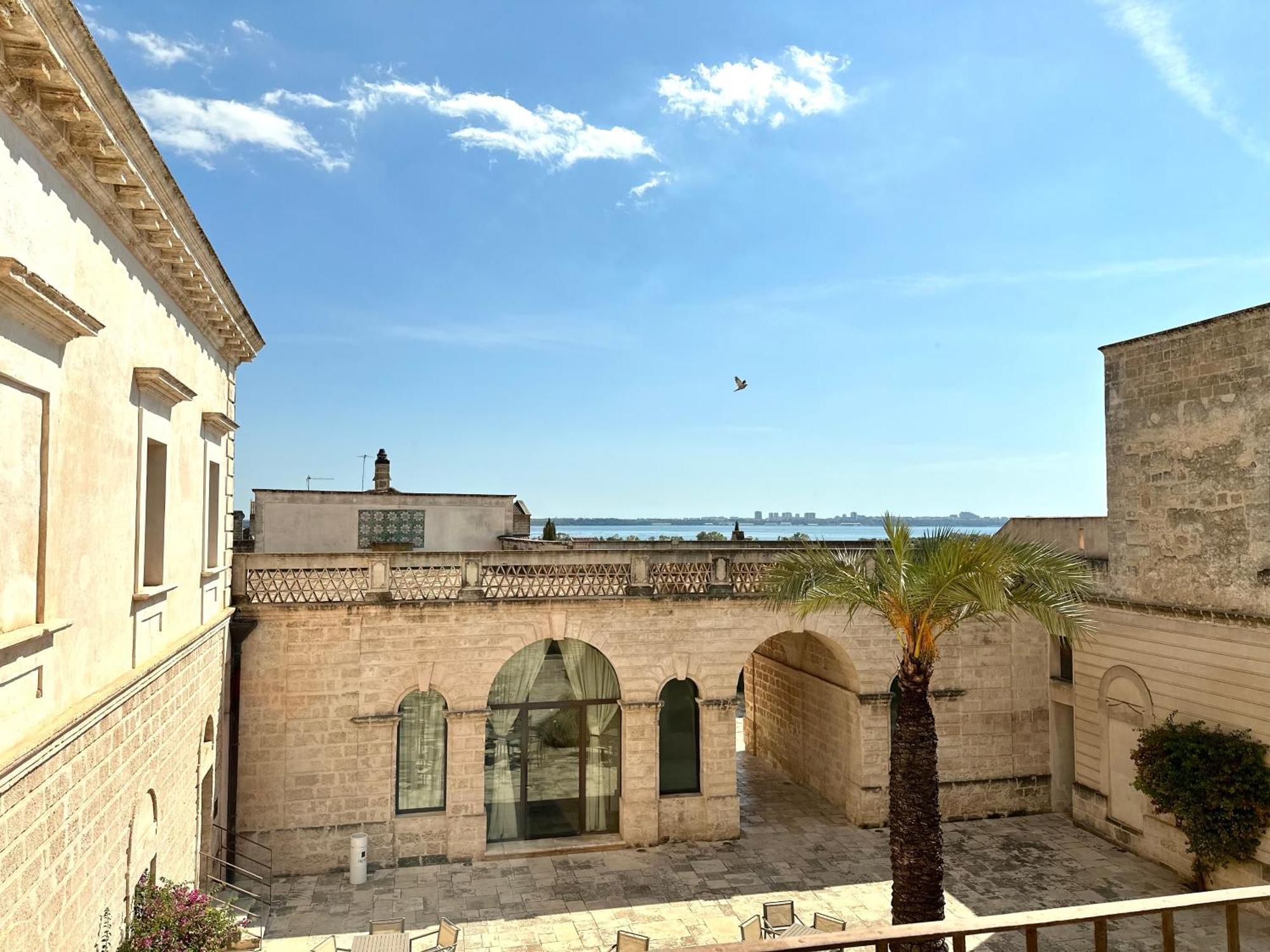 Histò San Pietro Sul Mar Piccolo Hotel Taranto Exterior foto